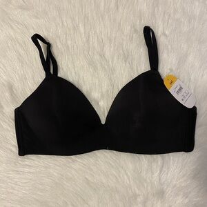 Secret Treasures Bra‎ Women's Size 34C Black Wireless Thin Padding Back Closure